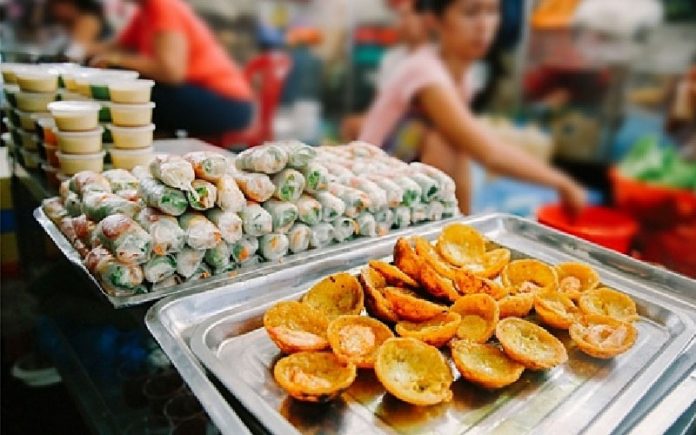 20 Khu Ăn Vặt Huyền Thoại ở Sài Gòn Không Thể Bỏ Lỡ